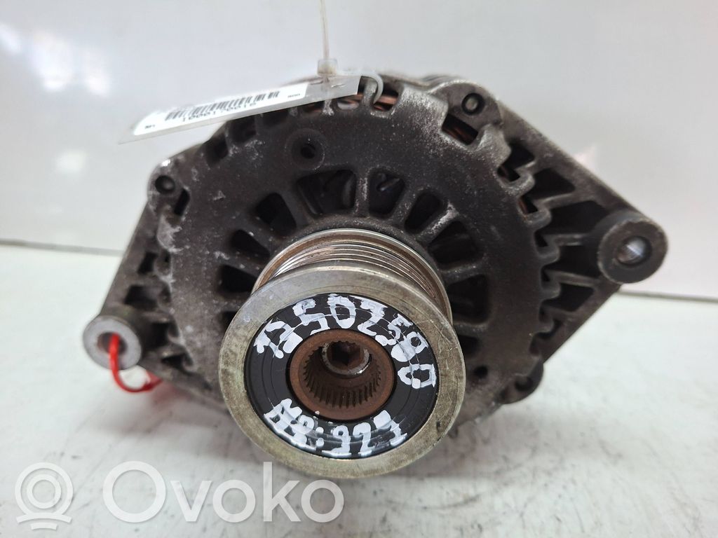 Opel Antara Generator/alternator 