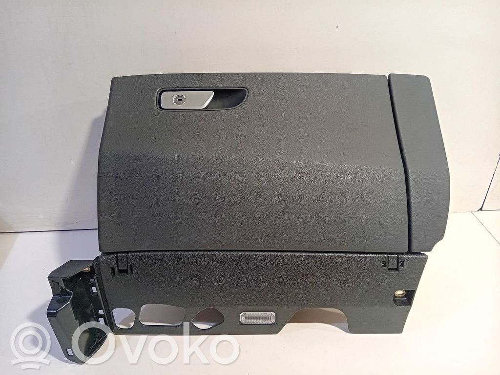 Guantera   4M1857035D,4M1857035D