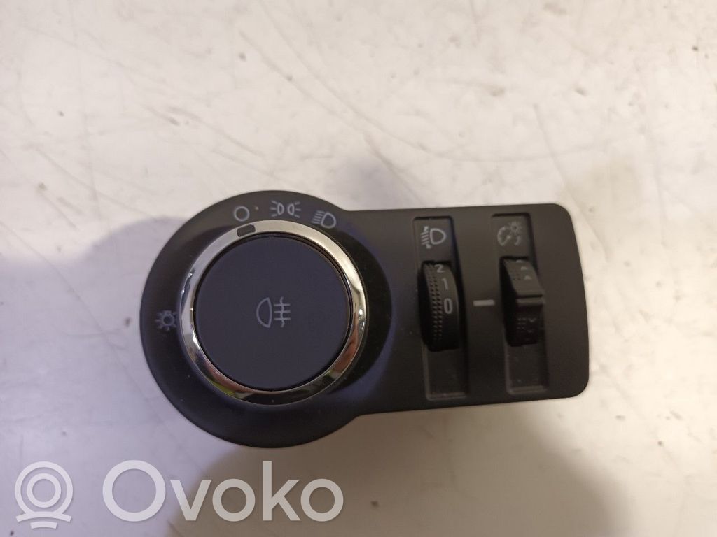Opel Karl Light switch 