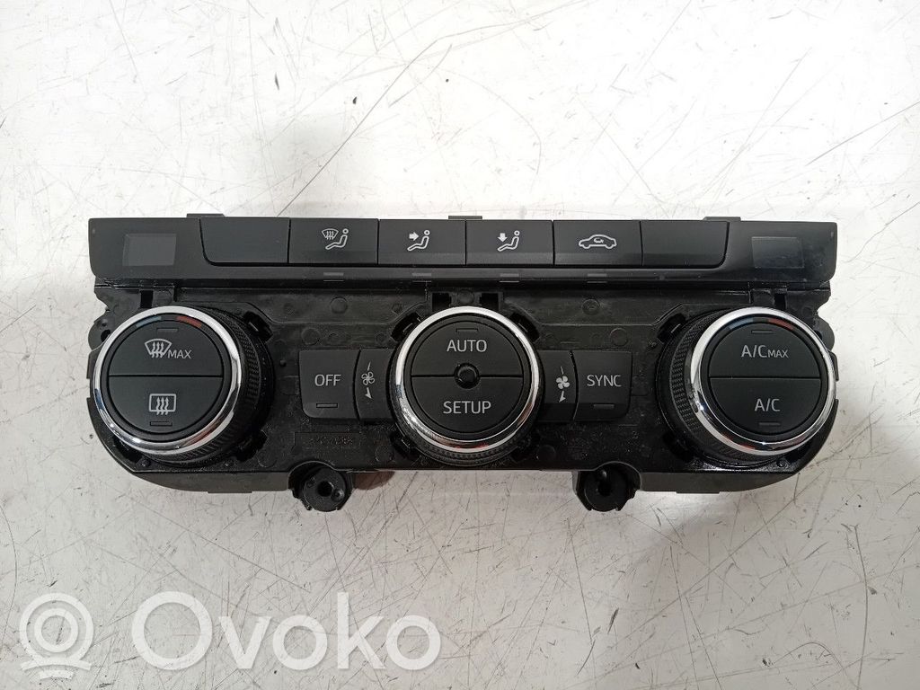 Seat Leon (5F) Climate control unit 