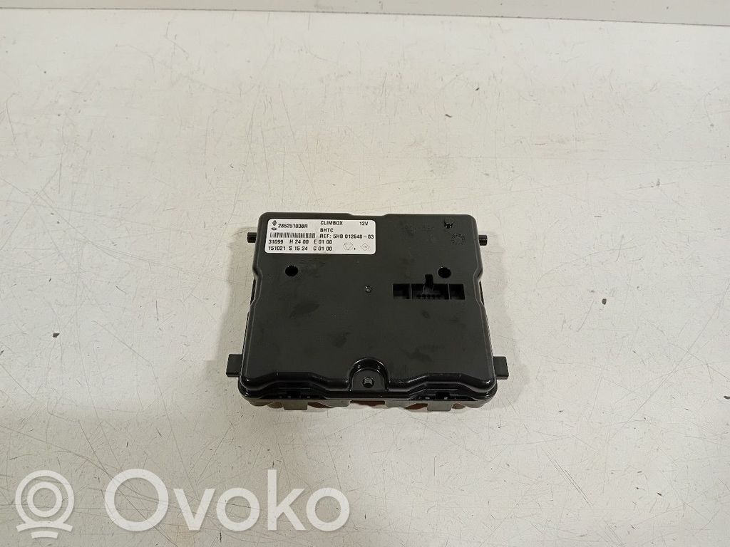 Renault Megane IV Climate control unit 