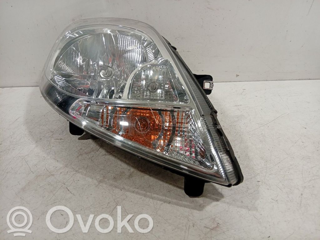 Opel Vivaro Scheinwerfer 