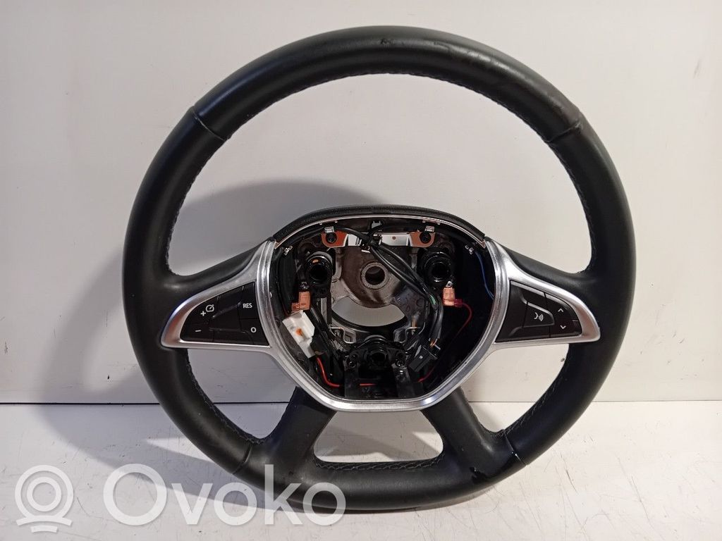 Dacia Duster II Ohjauspyörä 