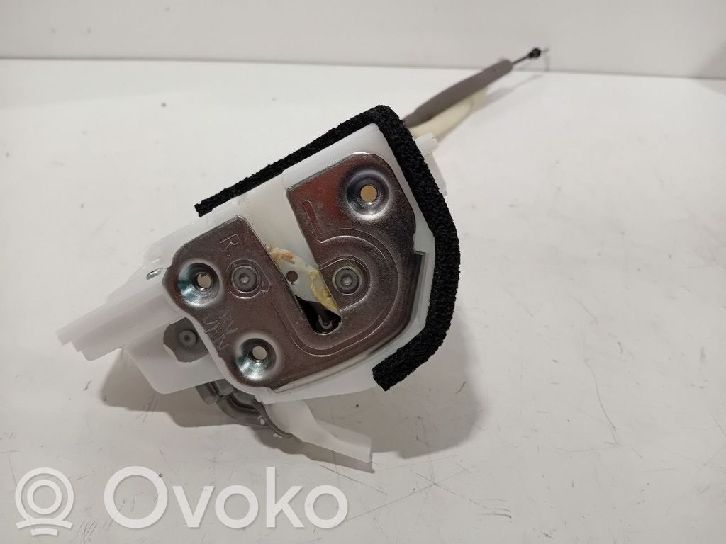 Mazda 2 Etuoven lukko 