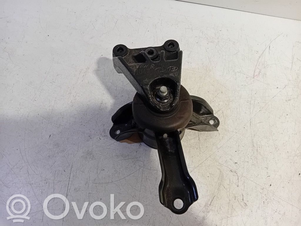 KIA Stonic Engine mounting bracket 