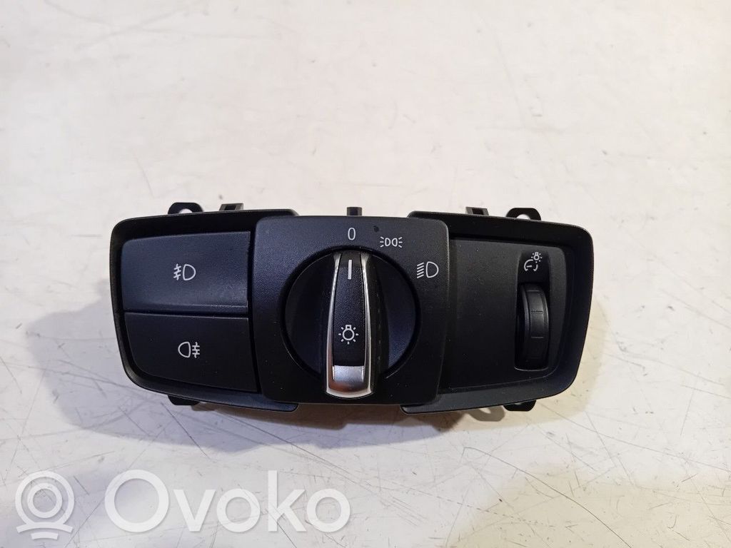 BMW 1 F20 F21 Šviesų jungtukas 