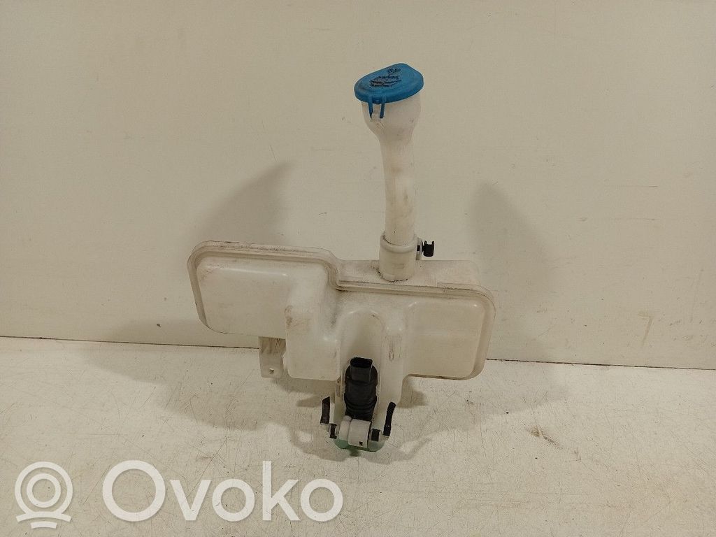 BMW i3 Tuulilasi tuulilasinpesimen pumppu 