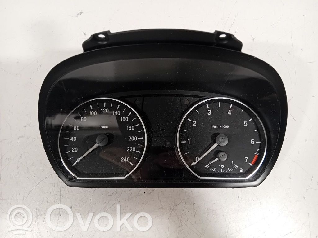 BMW 1 E81 E87 Nopeusmittari (mittaristo) 
