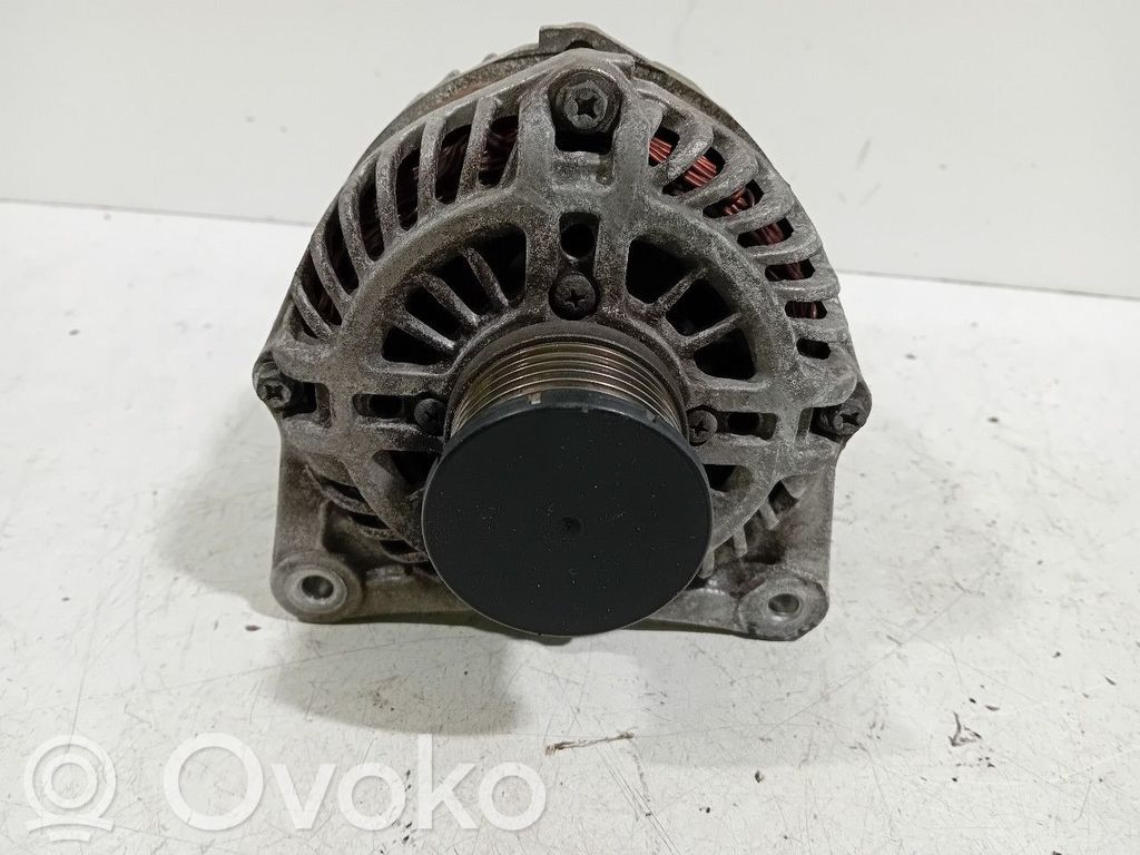 Renault Clio IV Ģenerators 