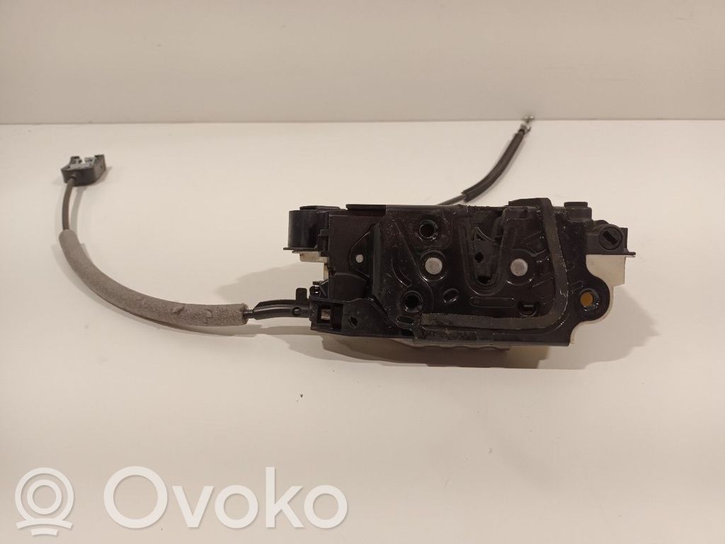 Skoda Fabia Mk2 (5J) Zamek drzwi tylnych 