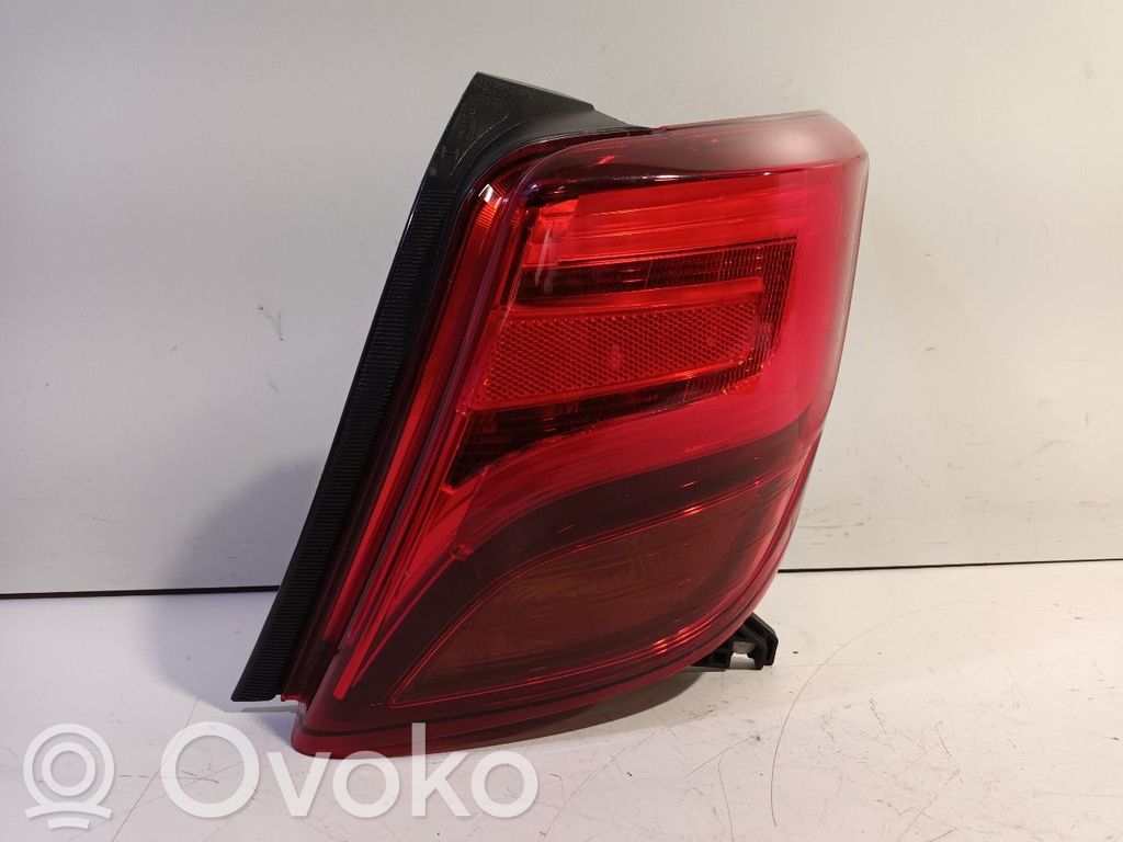Toyota Yaris Lampa tylna 