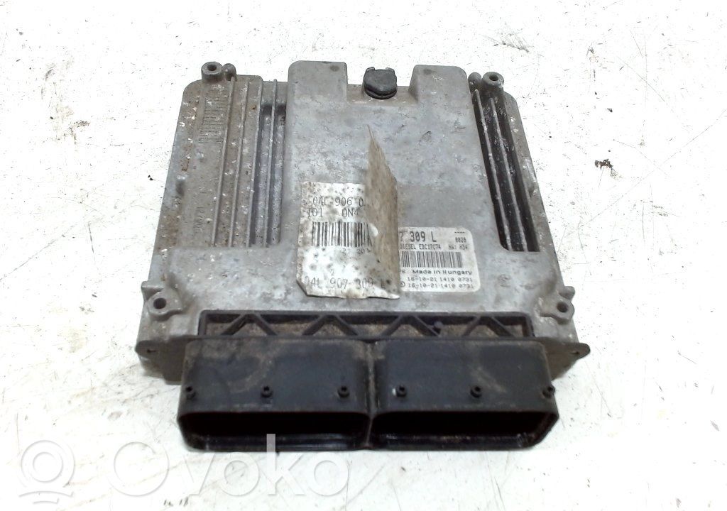 Audi A4 S4 B9 Engine control unit/module 