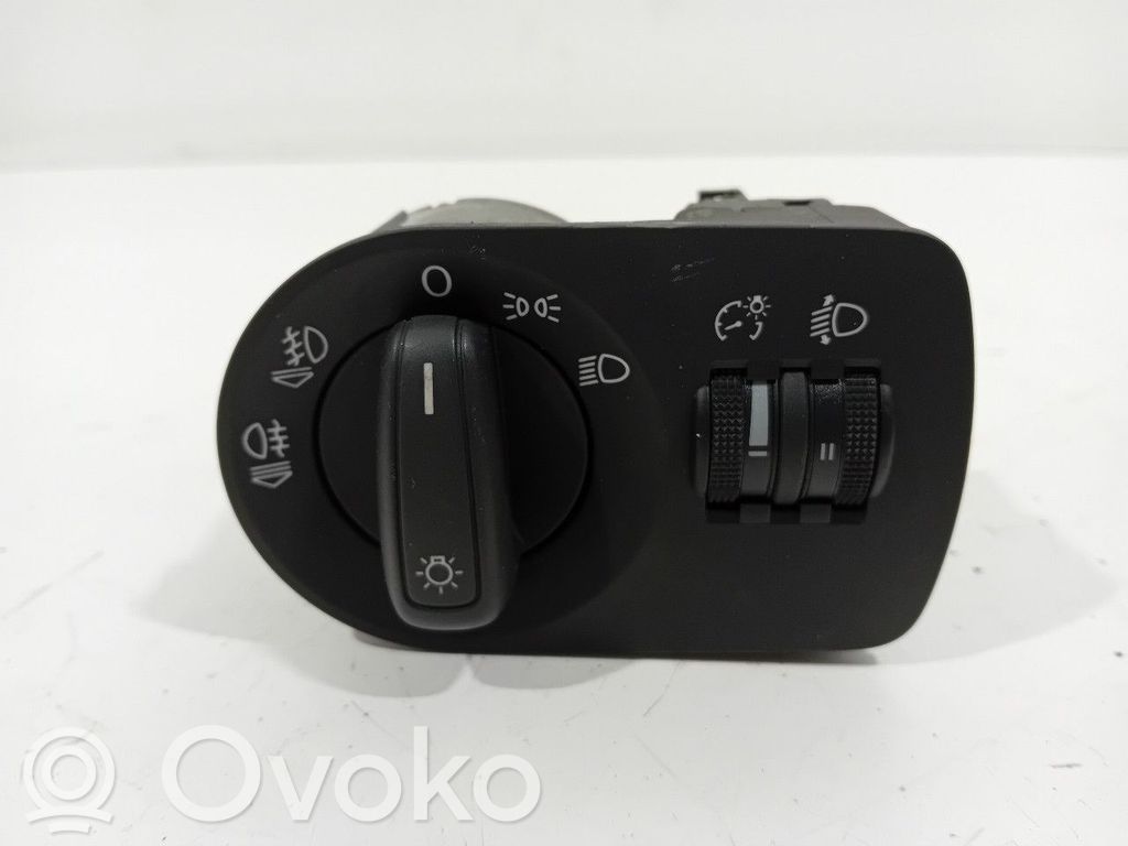 Audi A1 Light switch 