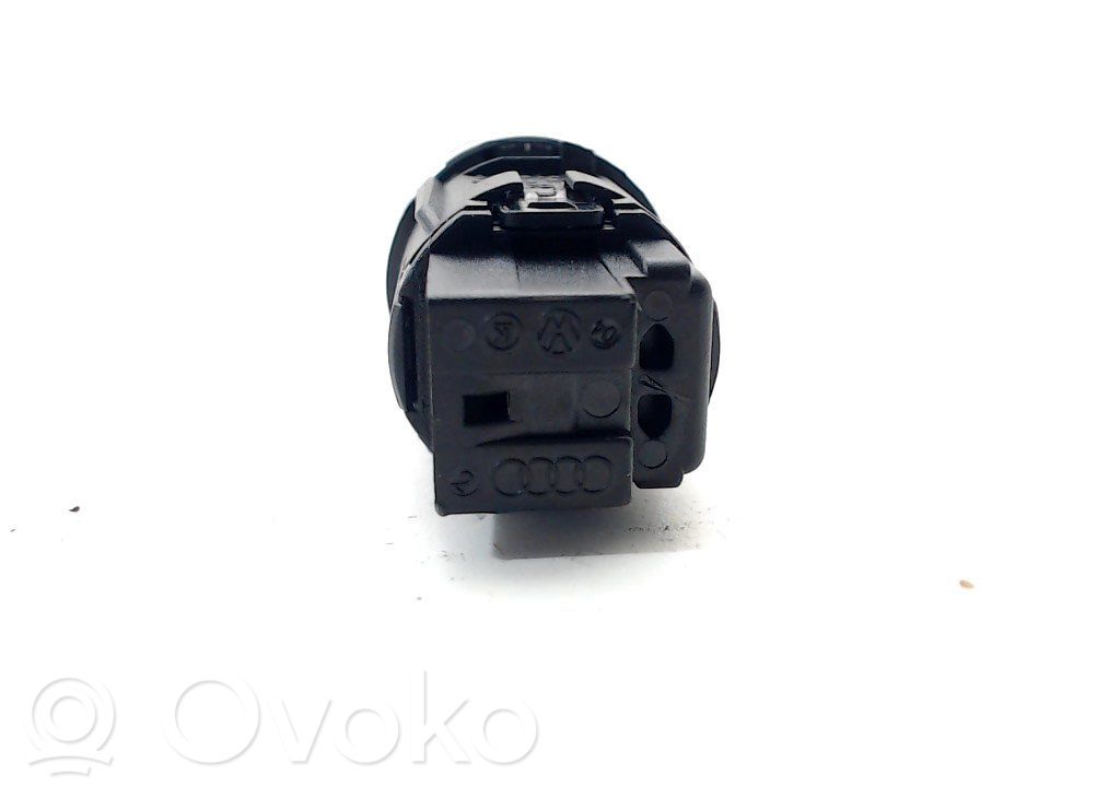 Volkswagen Golf VII Interruptor de luz 