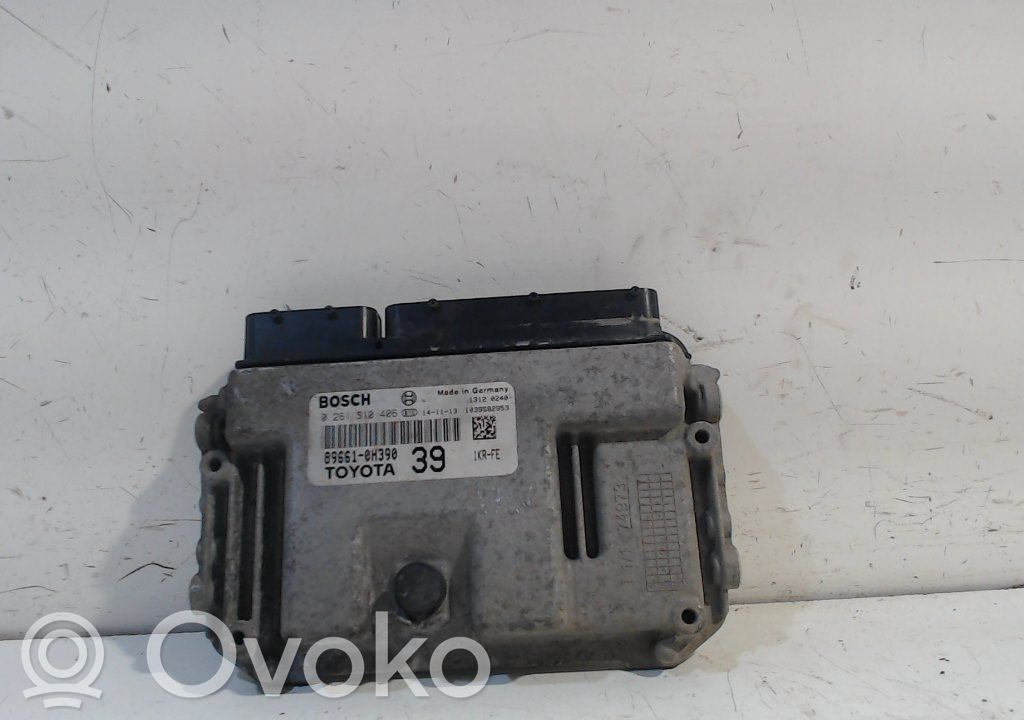 Peugeot 108 Engine control unit/module 