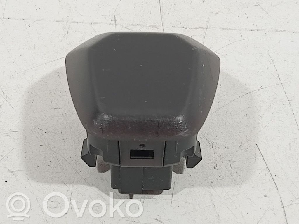 Lynk & co 01 Other devices 