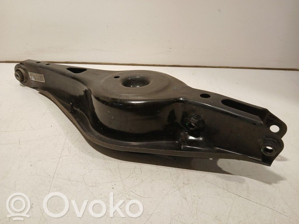 Lynk & co 01 Querlenker hinten 