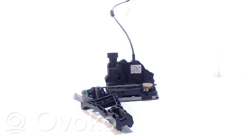 Opel Corsa D Front door lock 