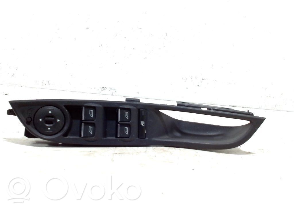 Ford Focus Electric window control switch 
