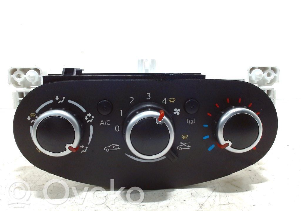 Renault Twingo III Climate control unit 