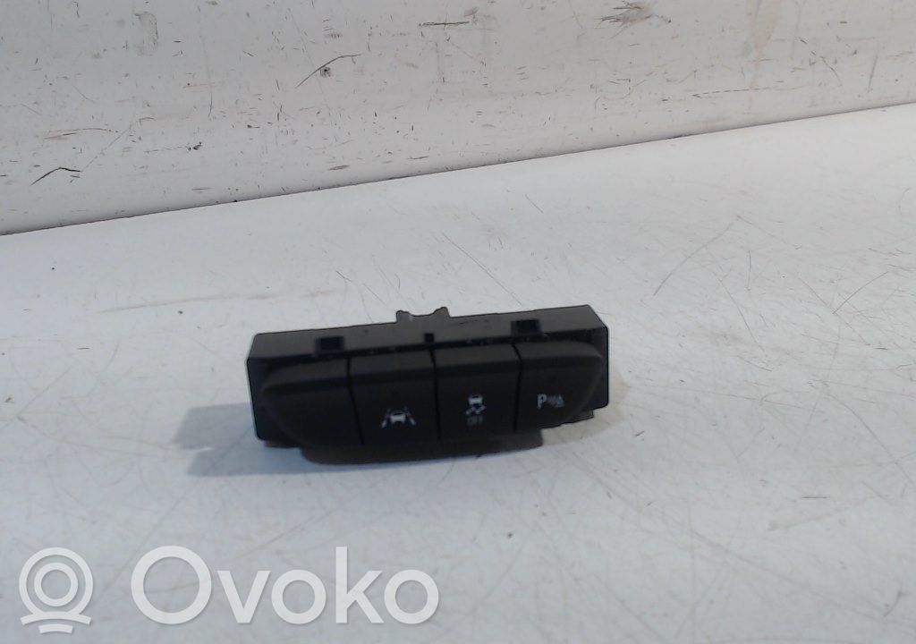 Opel Astra K Muut kytkimet/nupit/vaihtimet 