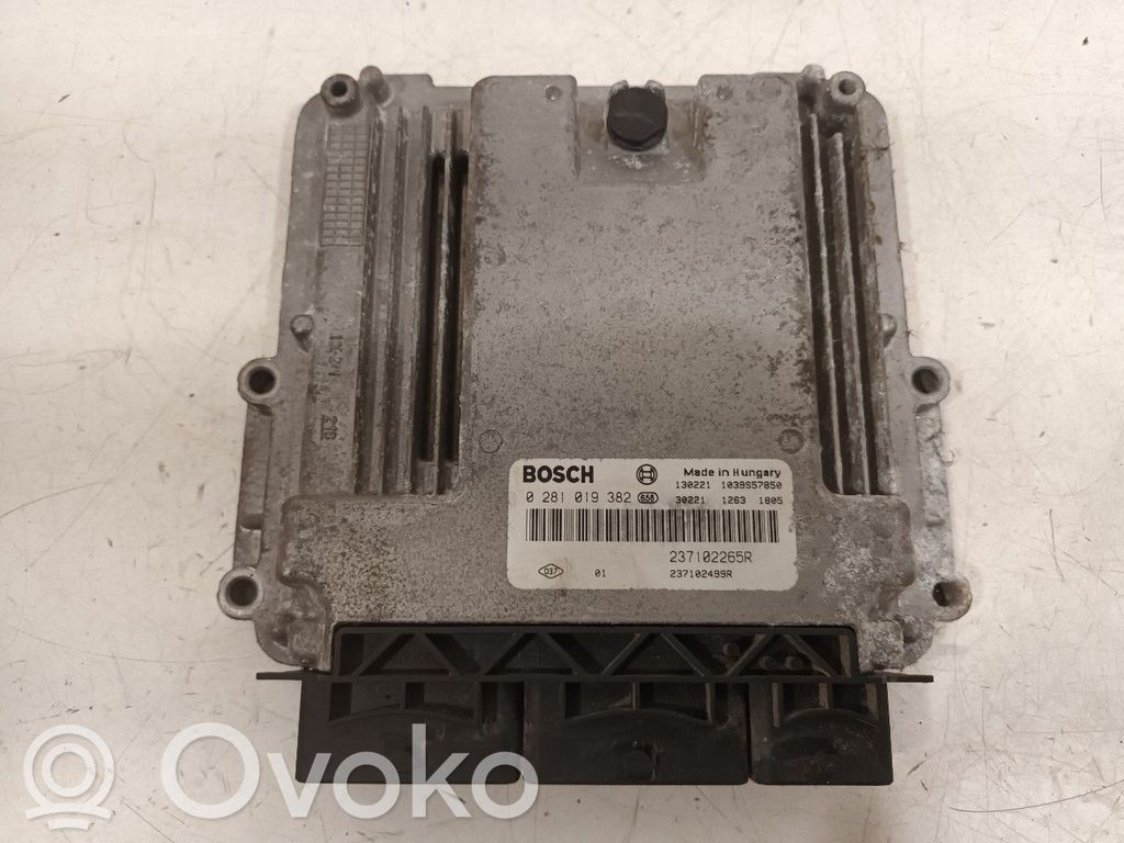 Opel Movano B Unidad de control/módulo del motor 