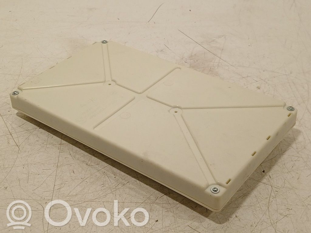 BMW 5 G30 G31 G38 Juego de caja de fusibles 