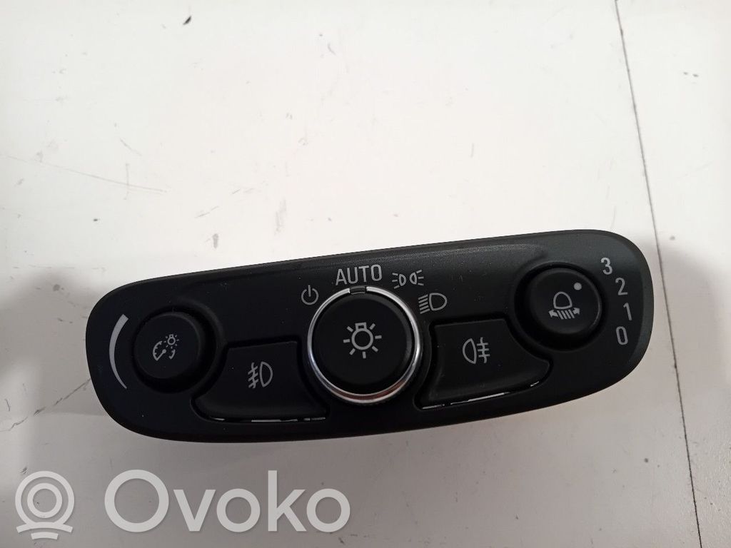 Opel Mokka Light switch 