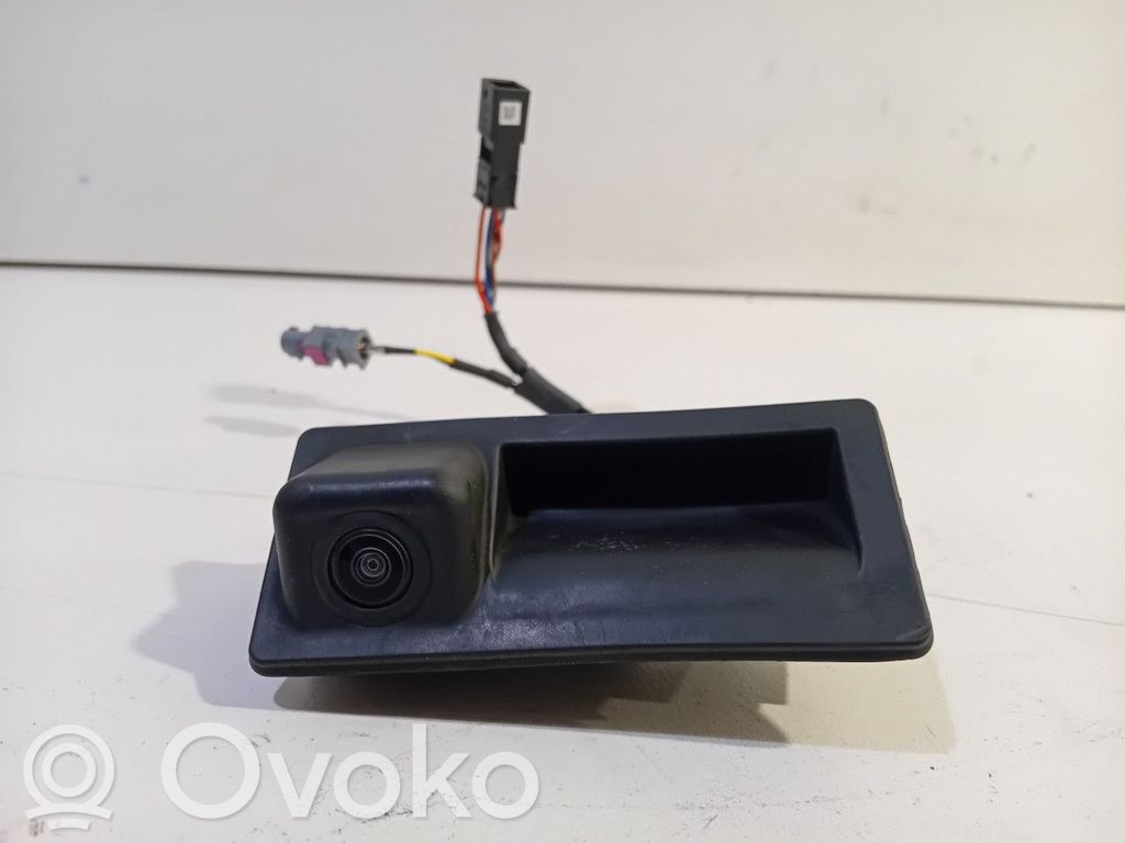 Peruutuskamera   8V0827566B
