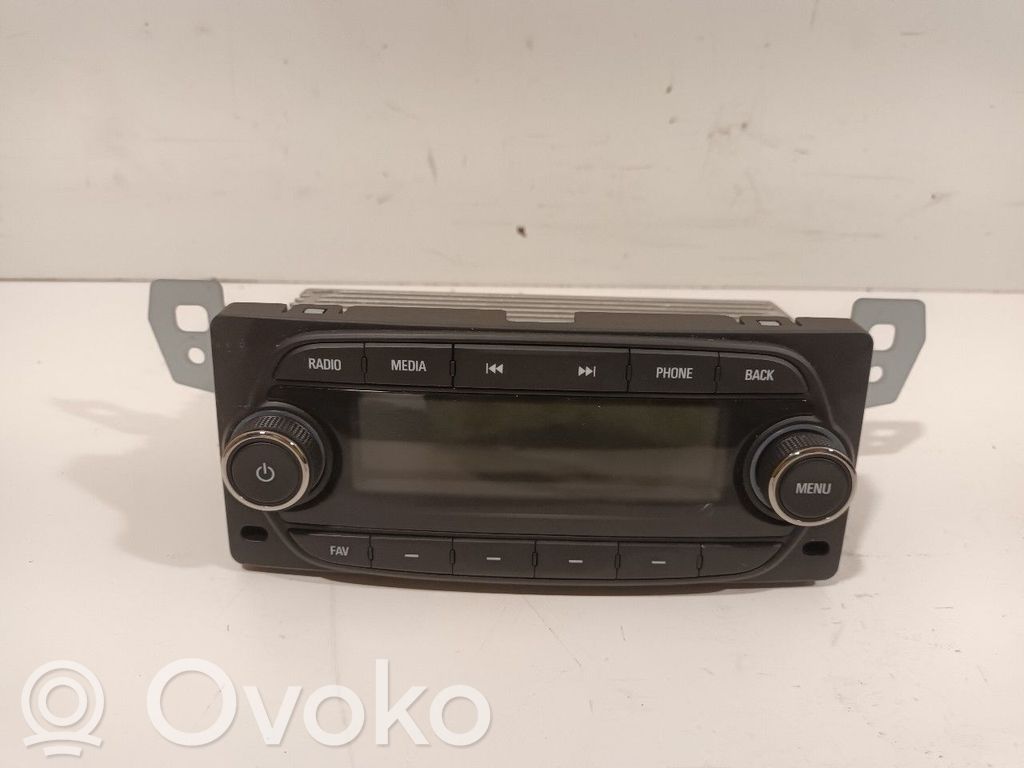 Opel Karl Radio/CD/DVD/GPS head unit 