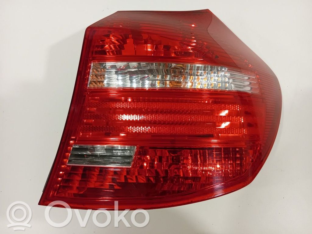 Rear/tail lights   716495605