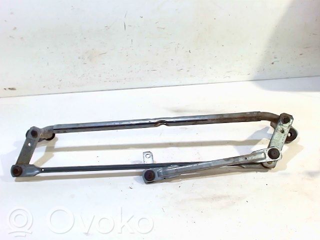 Volkswagen Tiguan Front wiper linkage 