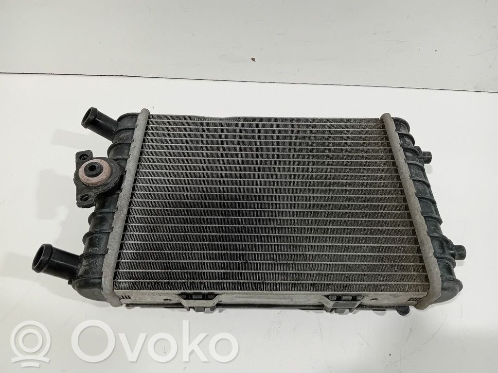 Volkswagen Touareg III Coolant radiator 