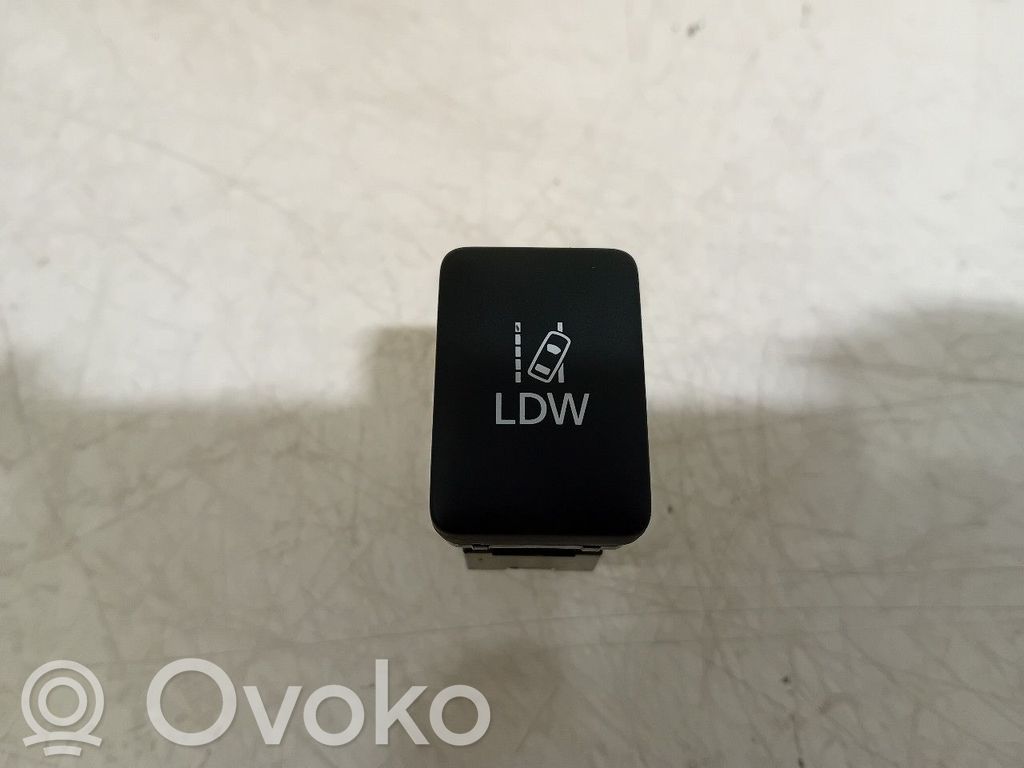 Mitsubishi Outlander Other switches/knobs/shifts 