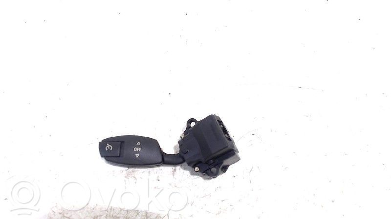Cruise control switch   6924104A