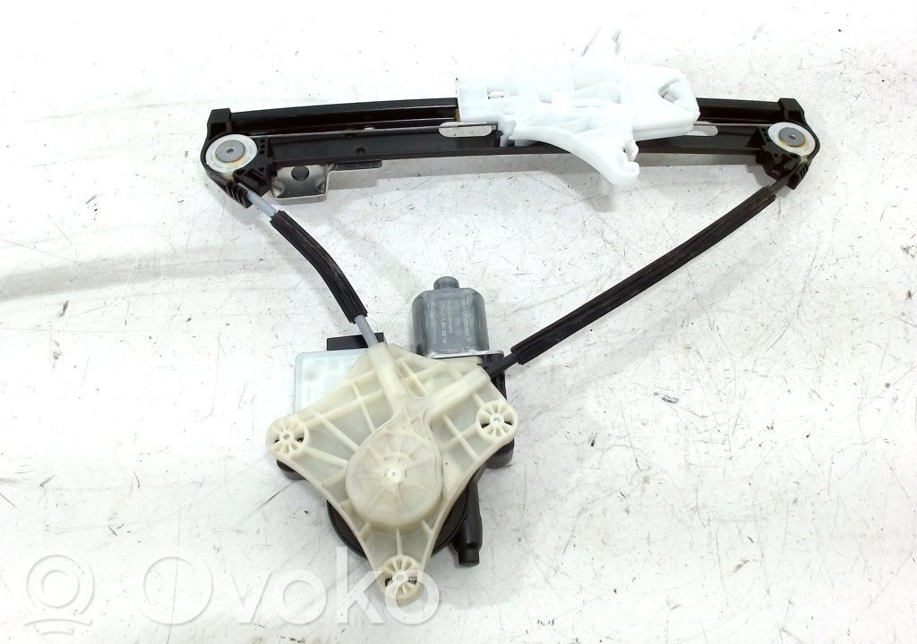 Volkswagen Polo VI Elektryczny podnośnik szyby drzwi tylnych 