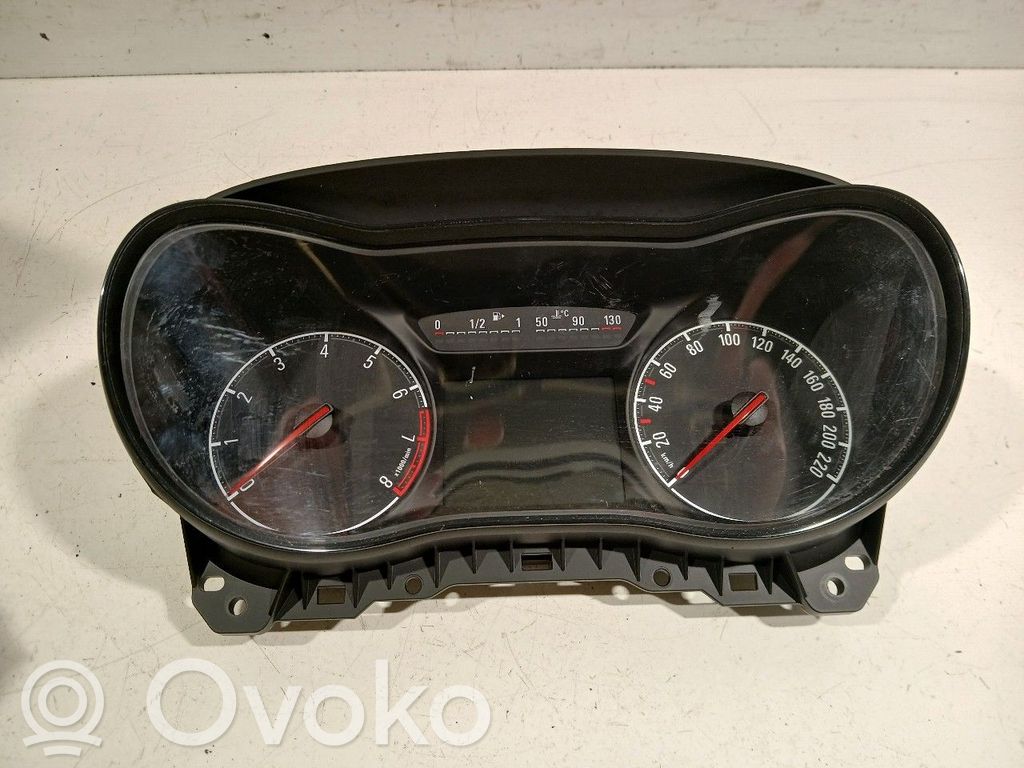 Opel Corsa E Speedometer (instrument cluster) 
