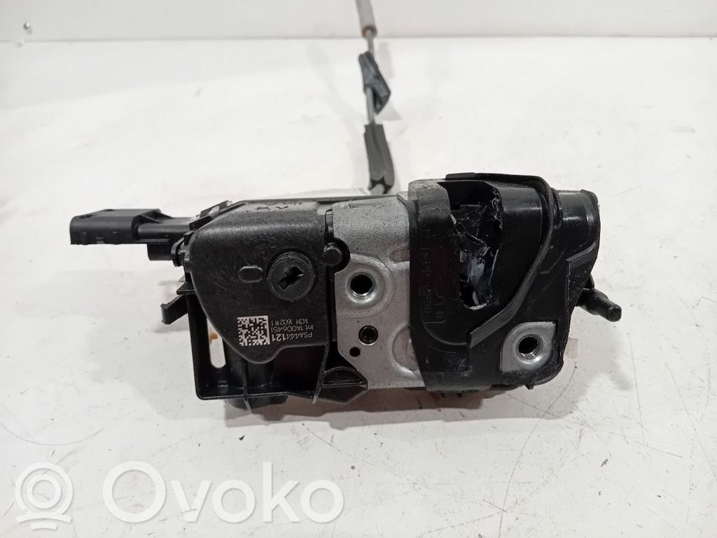 Opel Corsa F Priekinė durų spyna 