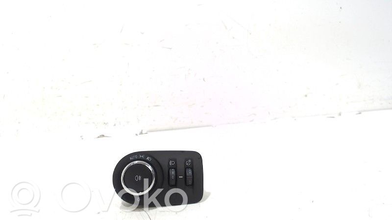 Opel Astra K Interruptor de luz 