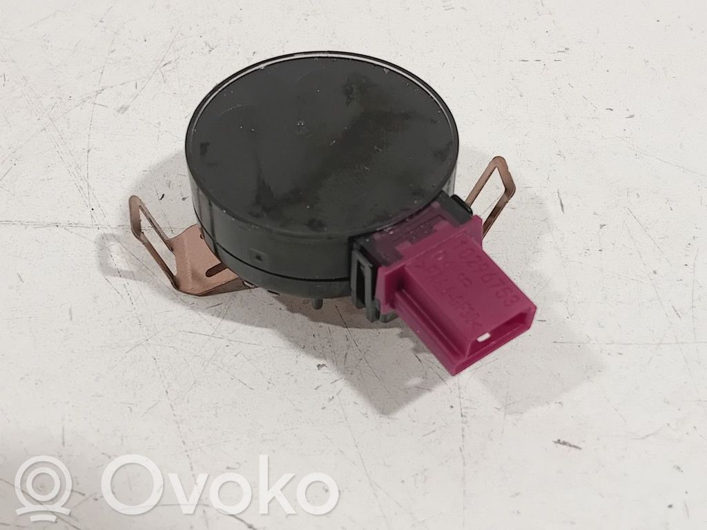 Lynk & co 01 Sensor 