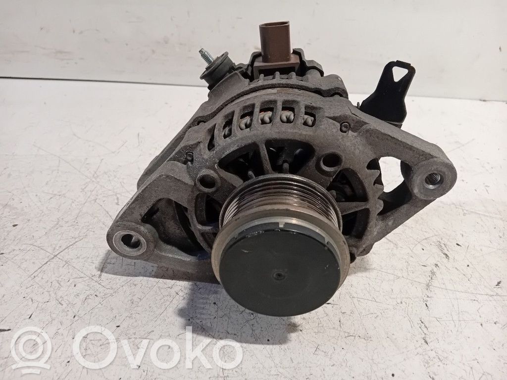 Toyota Aygo AB40 Ģenerators 