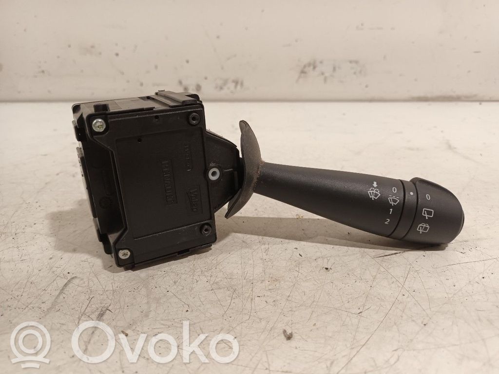 Dacia Dokker Wiper control stalk 