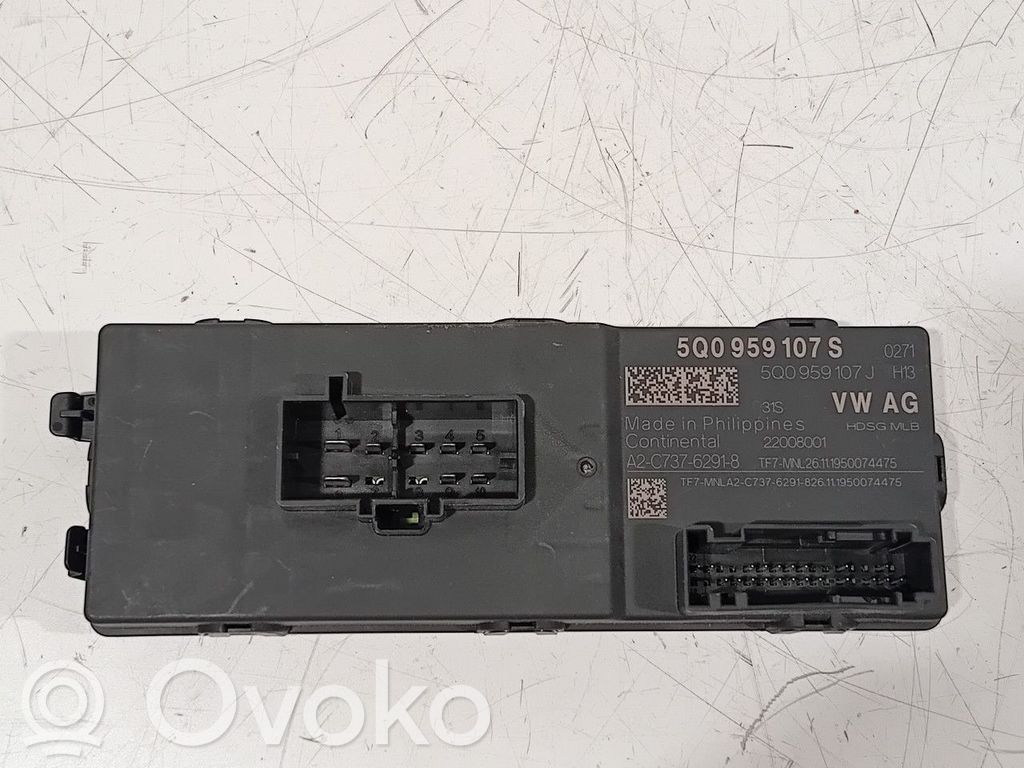 Engine control unit/module   5Q0959107S