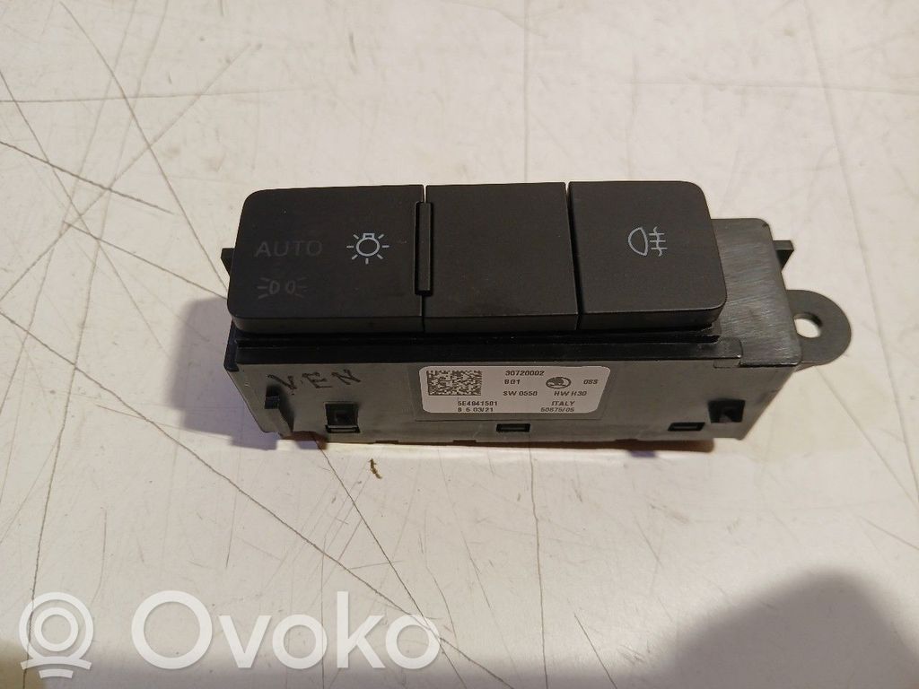 Skoda Enyaq iV Interruptor de luz 