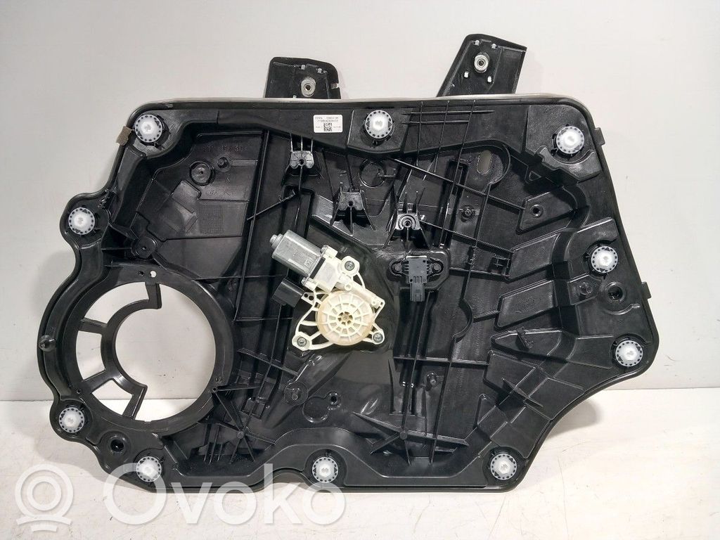 Ford Fiesta Elektryczny podnośnik szyby drzwi przednich 