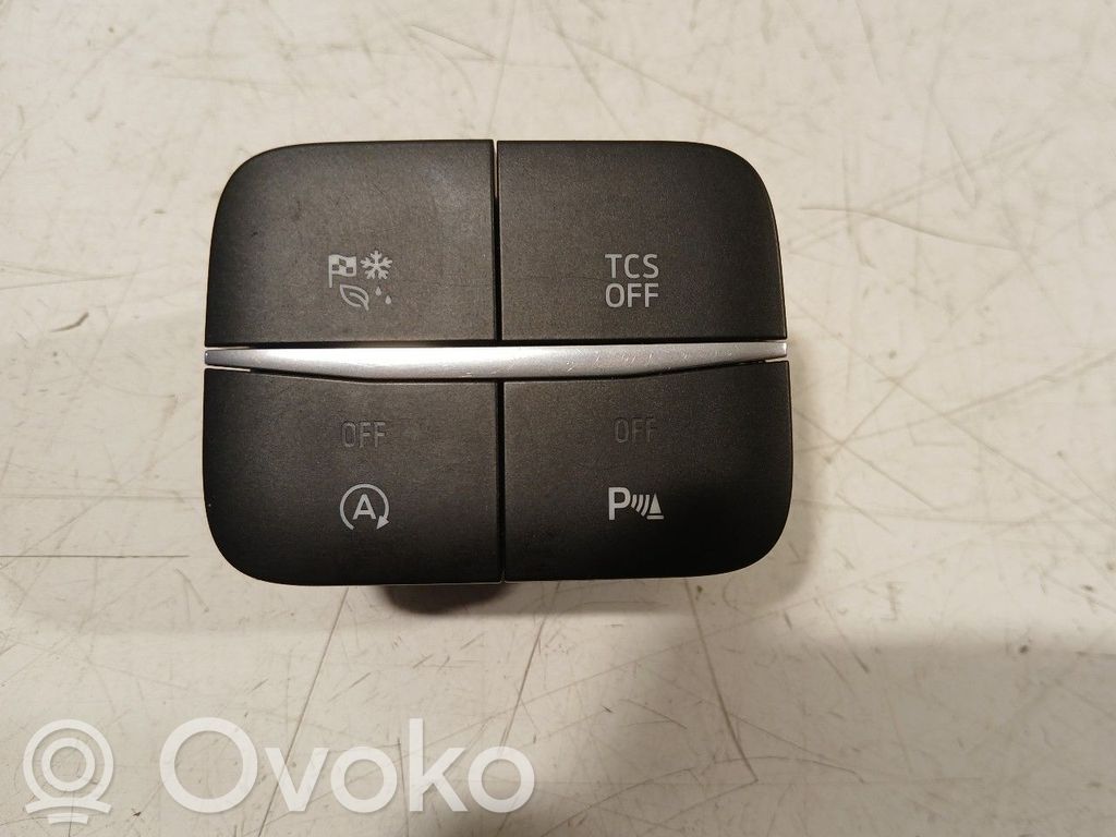 Parking (PDC) sensor switch   JX7T11B573CB