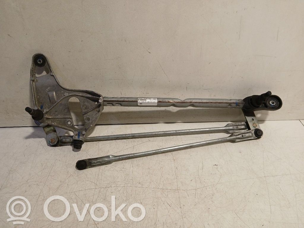 Ford Focus Front wiper linkage 