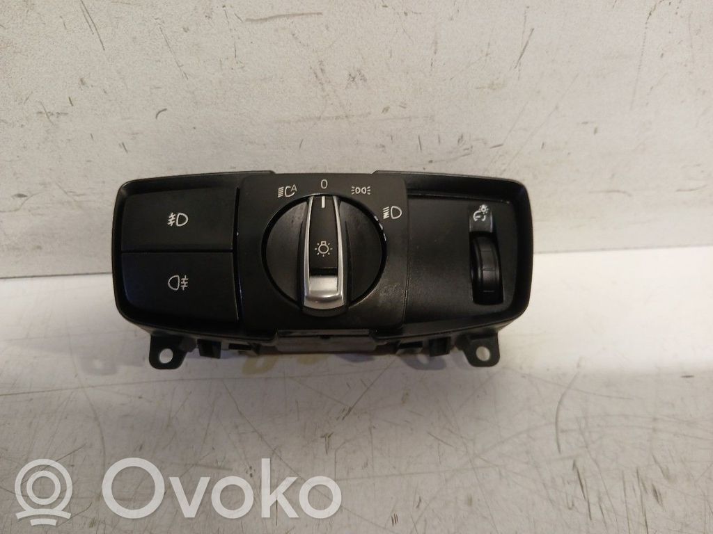 BMW 2 F46 Lichtschalter 