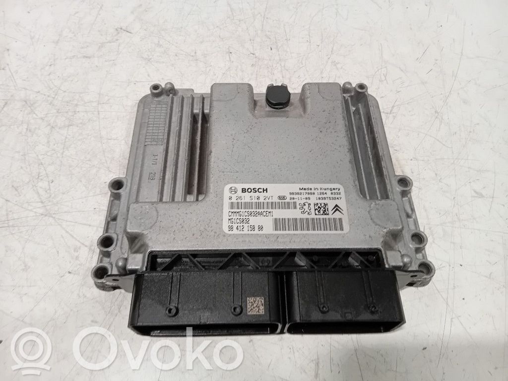 Peugeot 208 II Engine control unit/module 