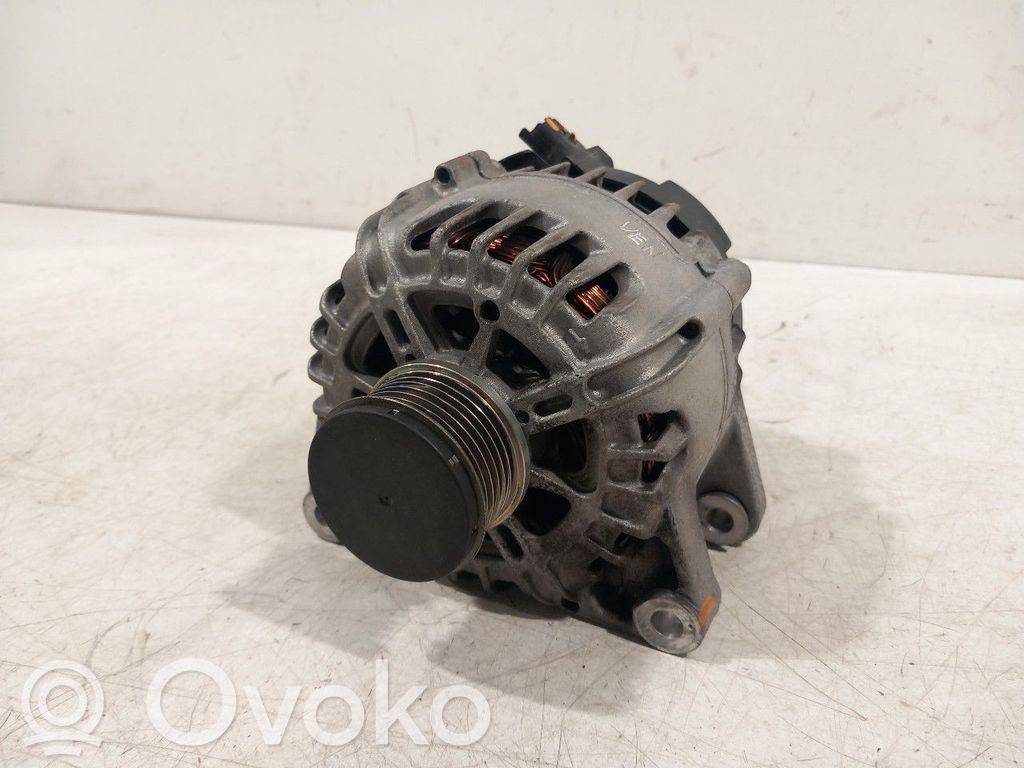 Opel Corsa F Generatorius 